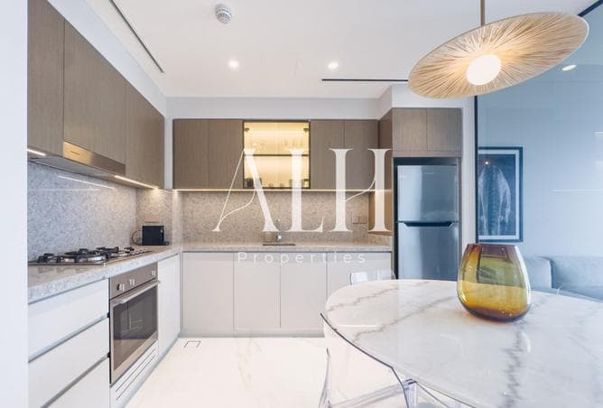 Fully fitted kitchen with stone counters
