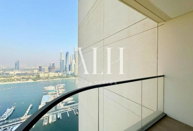 Full Palm Jumeirah view from the balcony