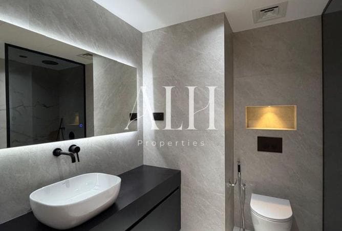 Second bathroom with vessel sink